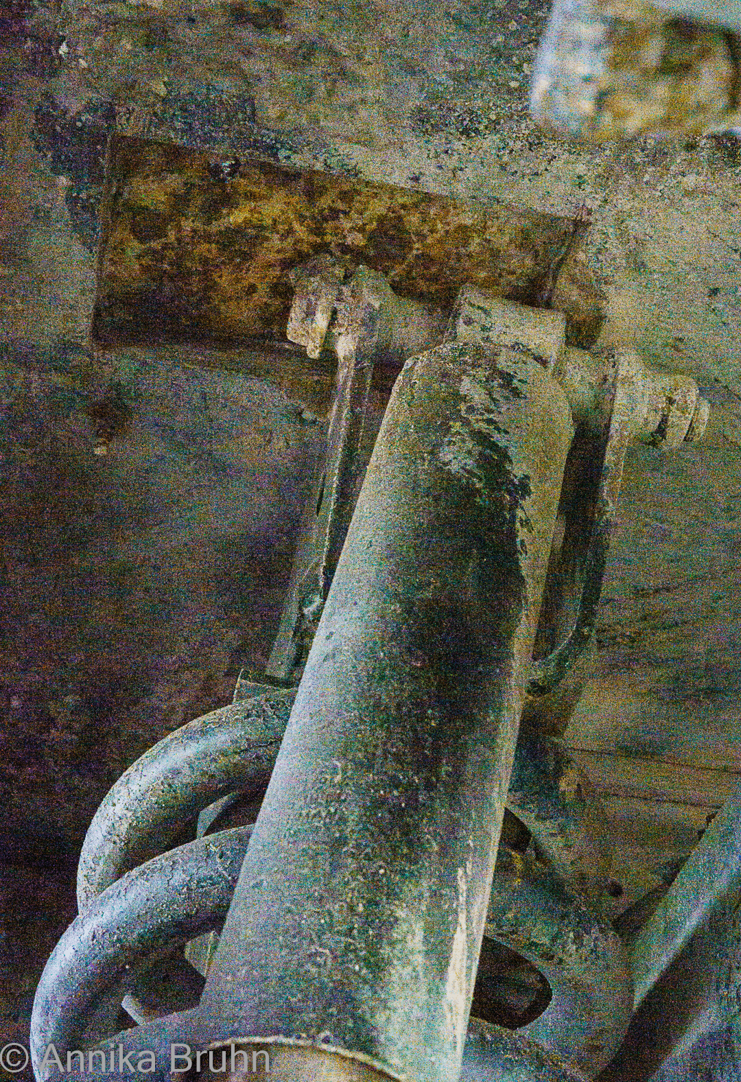 Dämpfer Aussparung